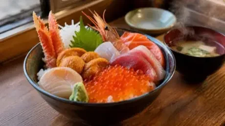 港町の海鮮丼